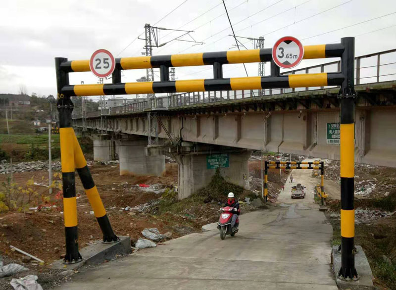 大理液压限高架